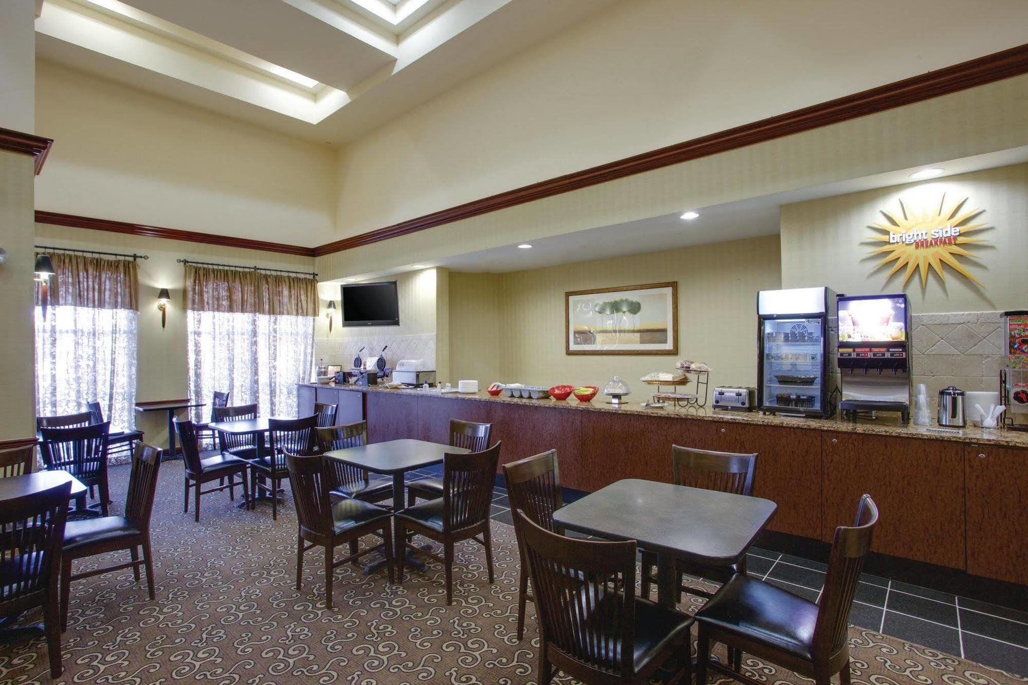 La Quinta By Wyndham Newark - Elkton Otel Dış mekan fotoğraf